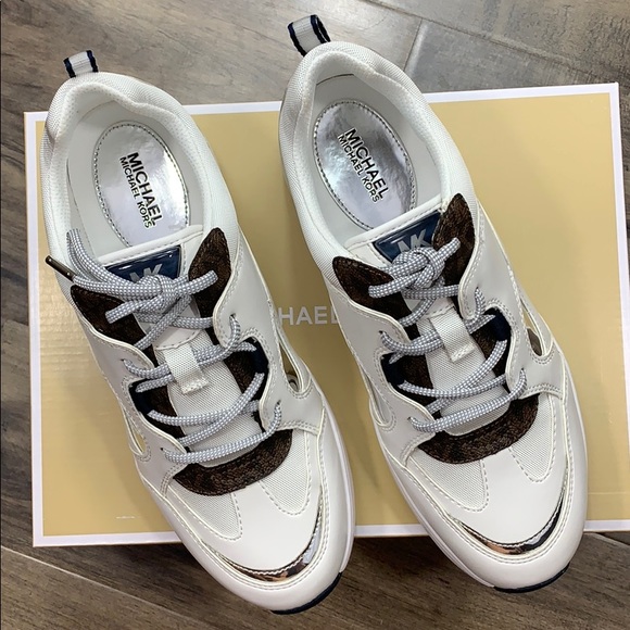 MICHAEL KORS OCTAVIA TRAINER NAPPA PU OPTIC WHITE - Picture 4 of 16